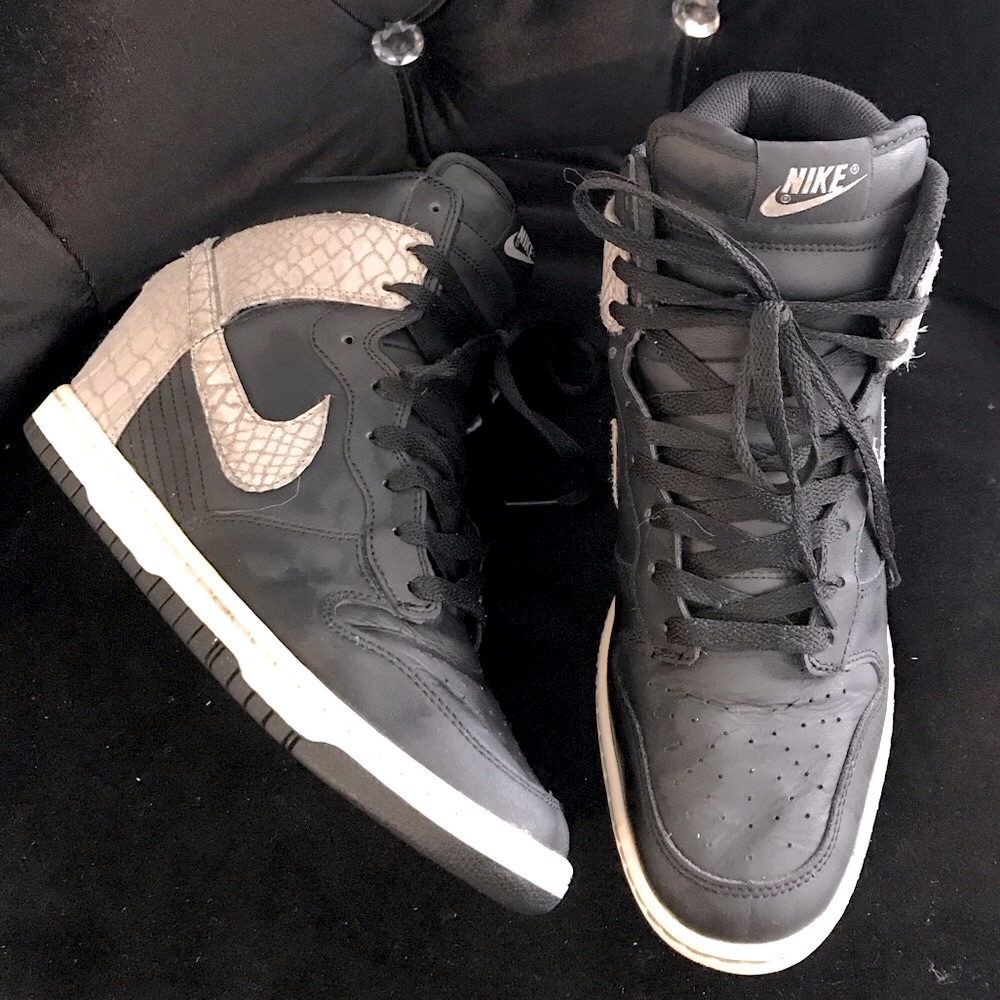 💜Nike Sky Hi Dunk Wedge Sneakers Black Size 10